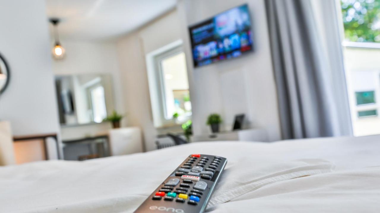 Studio Hirsch56 - Zentral-Ruhig-Terrasse-Netflix Karlsruhe Exteriör bild