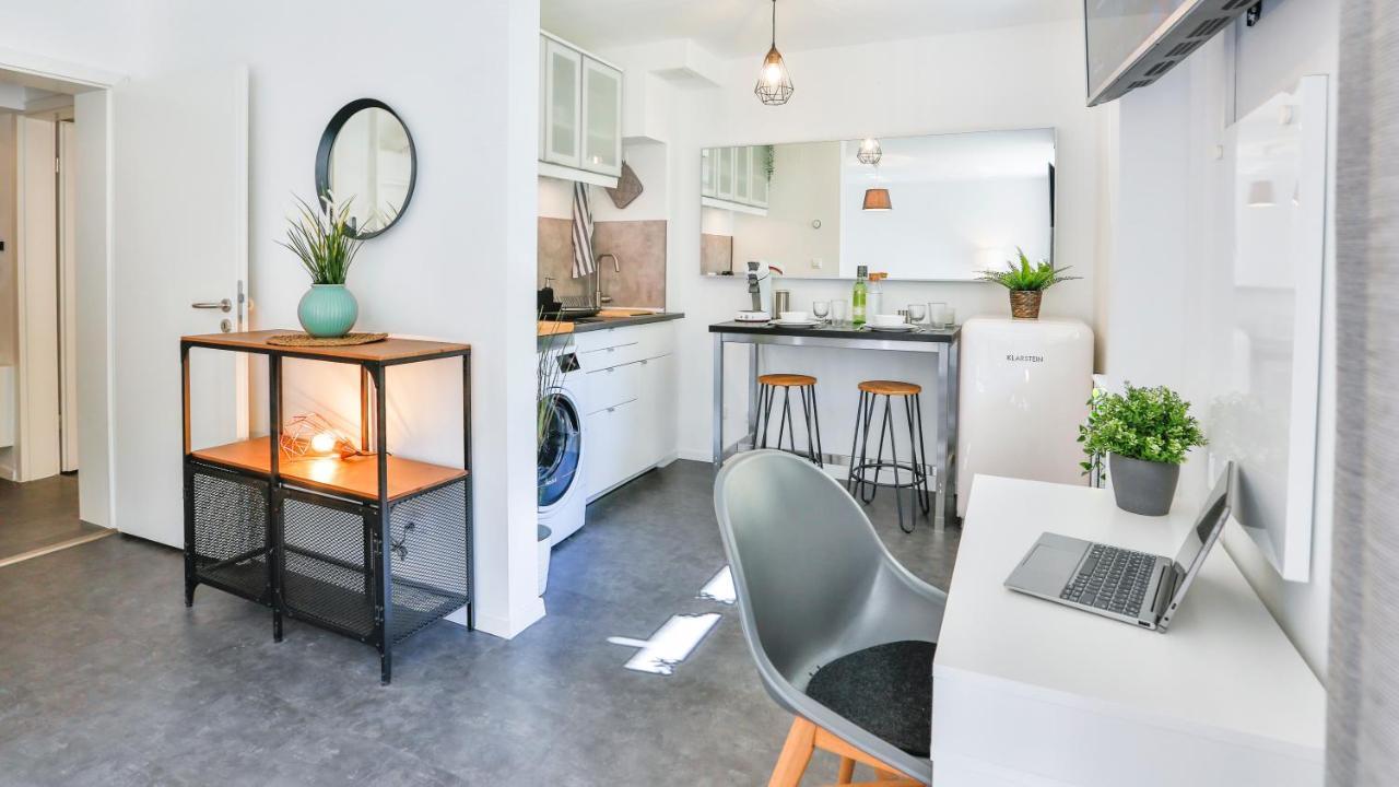 Studio Hirsch56 - Zentral-Ruhig-Terrasse-Netflix Karlsruhe Exteriör bild