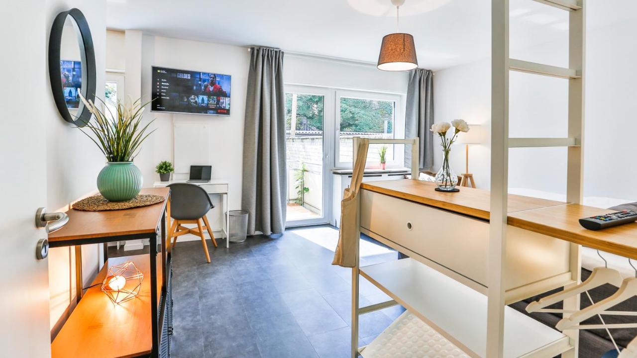 Studio Hirsch56 - Zentral-Ruhig-Terrasse-Netflix Karlsruhe Exteriör bild
