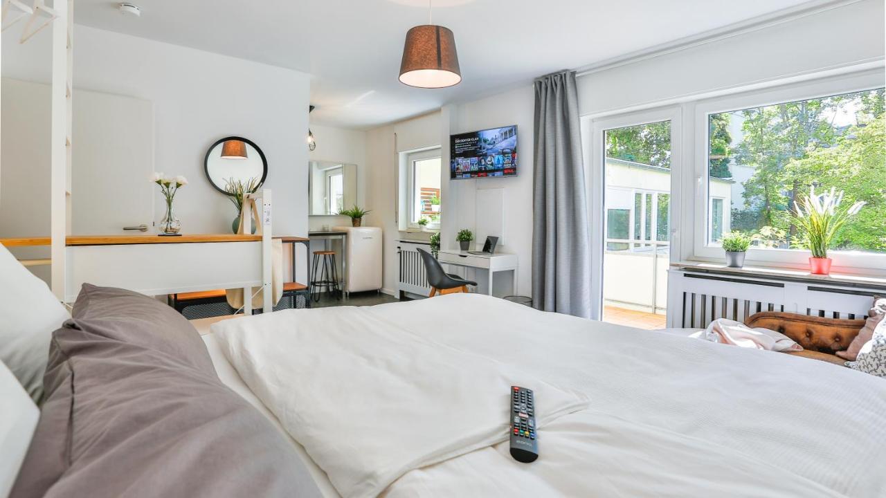Studio Hirsch56 - Zentral-Ruhig-Terrasse-Netflix Karlsruhe Exteriör bild